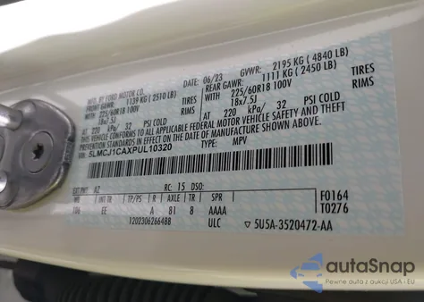 2023 Lincoln Corsair Standard z USA, uszkodzony, nr VIN 5LMCJ1CAXPUL10320